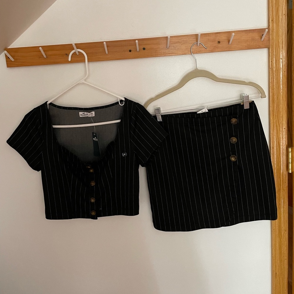 NEW Hollister cute stripped set! (Size: Medium)